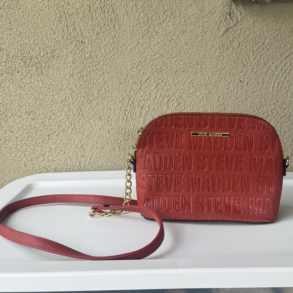 Steve Madden Bmarilyn logo Red Crossbody Bag